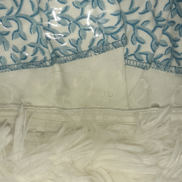 Elizabeth Gray Ansley Park Tuck Valance Window - Picture 7 of 8